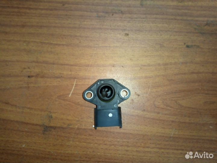 Датчик давления воздуха Hyundai Sonata 5 2.0 1.8