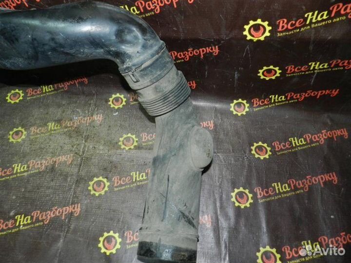 Воздухозаборник Saab 9-3 2.0 2003