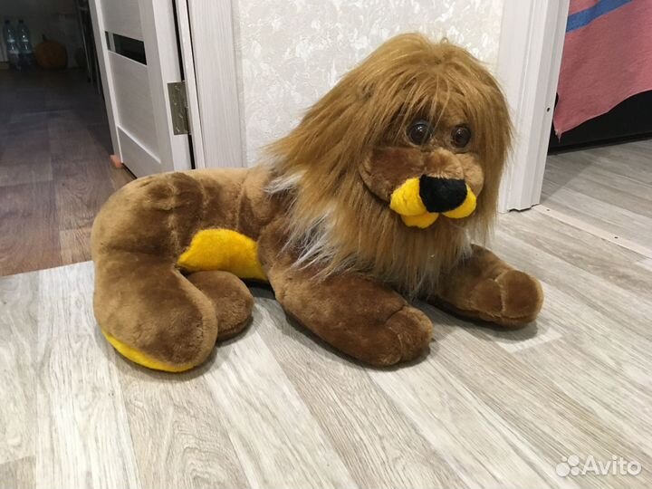 Продам Льва - мягкую игрушку