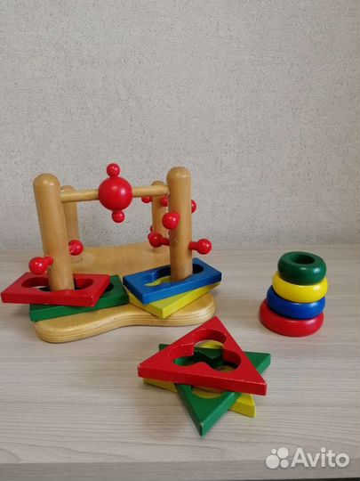 Развивающие игрушки