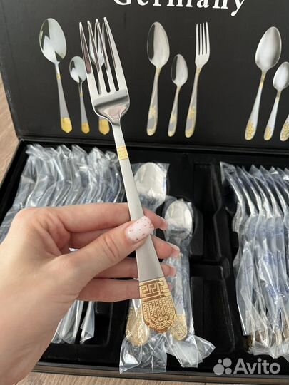 Набор столовых приборов новый