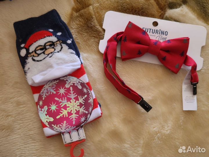 Бабочка и носочки на мальчика