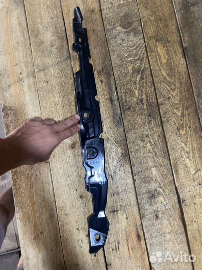 Пыльник крыла mitsubishi lancer 10