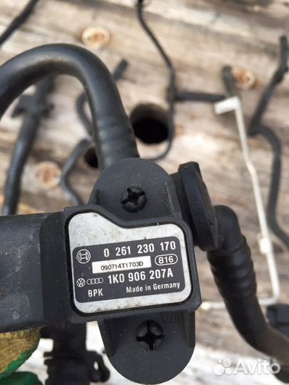 Трубки картерных газов Фольксваген Гольф 6