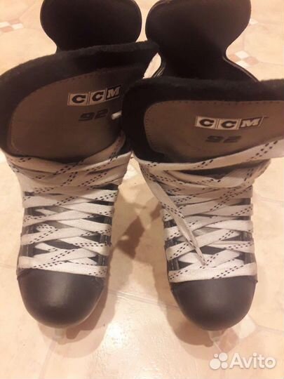 Коньки хоккейные ссм