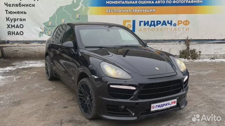 Накладка двигателя правая Porsche Cayenne (92A) 7PP103908