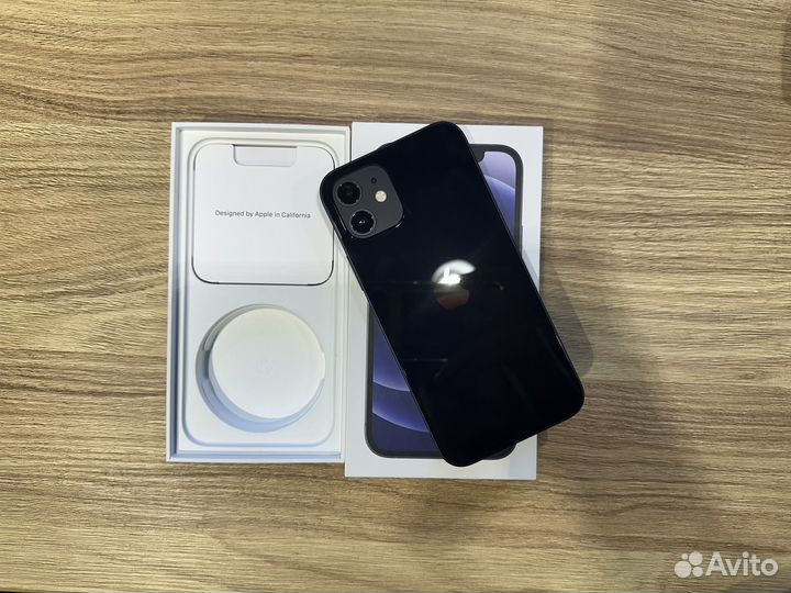 Телефон iPhone 12 на 128 гб (акб 97)