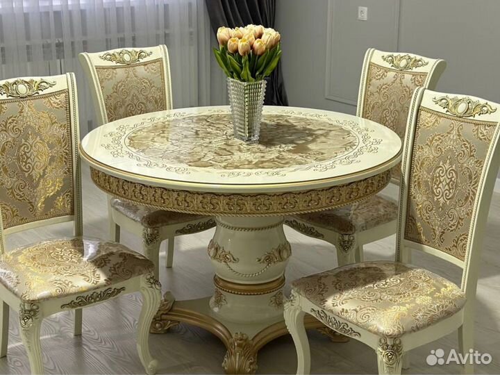 Стол и стулья 36