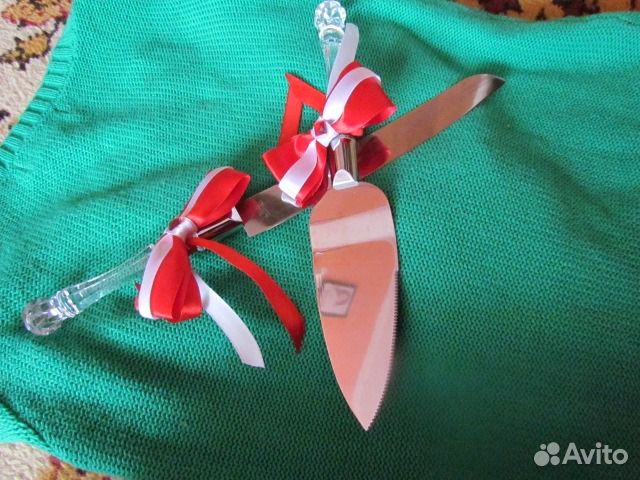 Приборы для резки свадебного торта