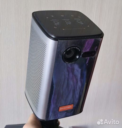 Byintek Проектор P70, DLP