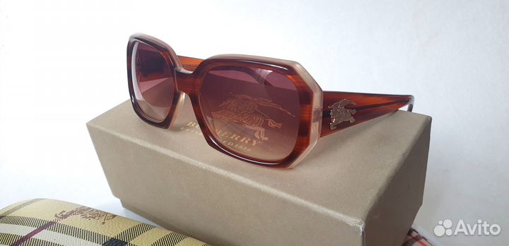 Новые фирменные солнцезащитные очки