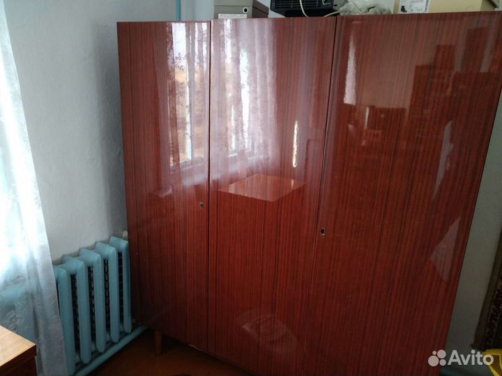 Шкаф плательный бу