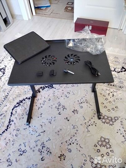 Столик-трансформер для ноутбука с охлаждением