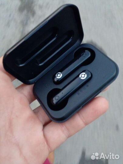 Беспроводные наушники