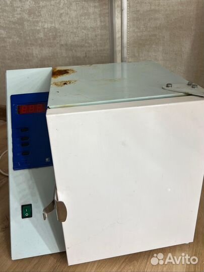 Стерилизатор для маникюрных инструментов