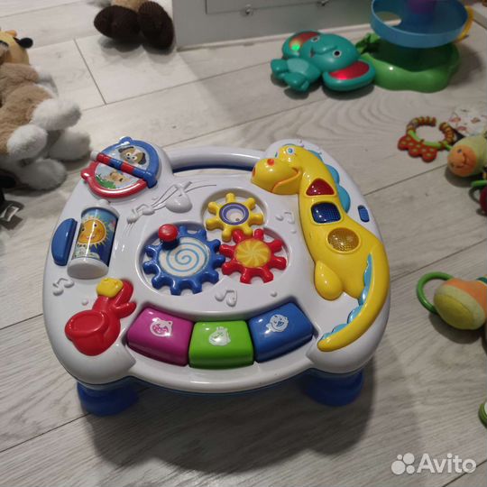 Развивающий музыкальный столик