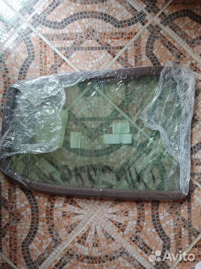 Стекло задней правой двери Toyota Camry