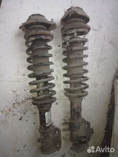 Стойки передние для daewoo в сборе