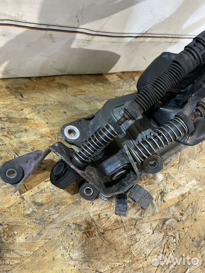 Кулиса Шкода Октавия А4 Тур с тросами