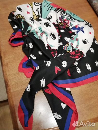 Шелковый платок шейный