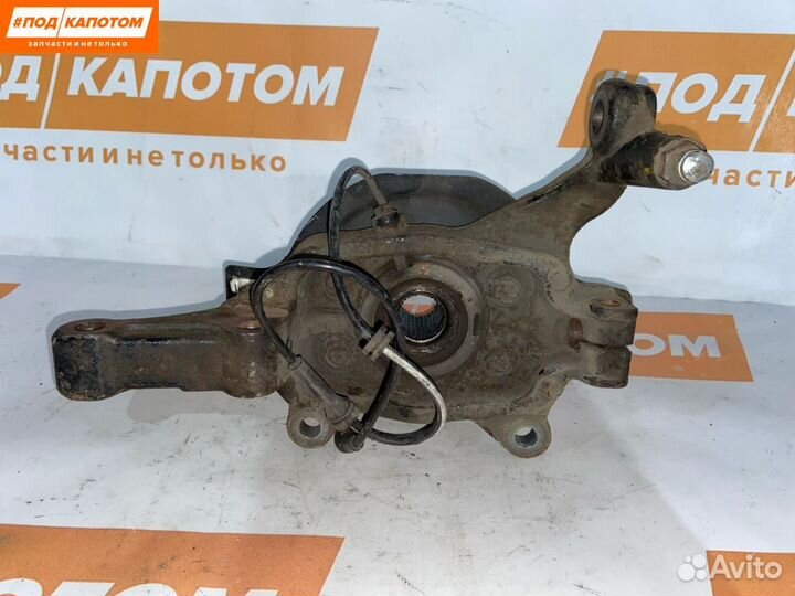 Кулак передний правый Nissan Murano Z50 2008