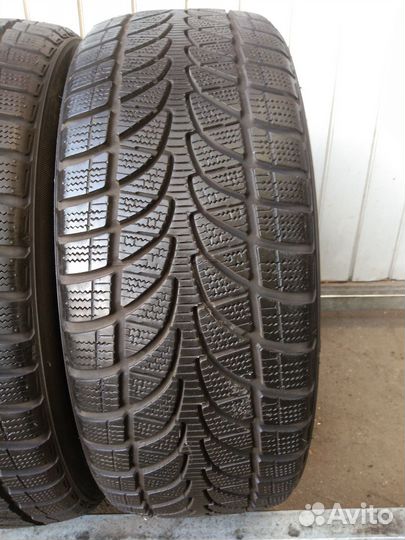 Bridgestone Blizzak LM-32 205/45 R17