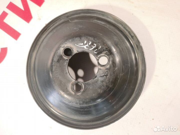 Шкив помпы Opel Astra H хетчбек 1.6 Z16XEP 2006