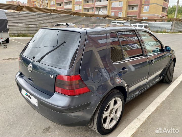 Volkswagen Golf 1.6 МТ, 2002, 275 000 км