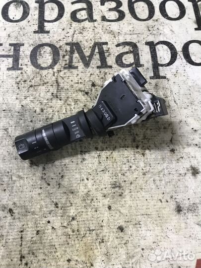 Переключатель стеклоочистителей Nissan Pathfinder