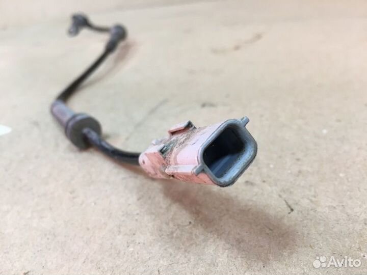 Датчик ABS задний левый Renault Logan 2