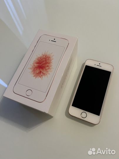 iPhone SE, 32 ГБ