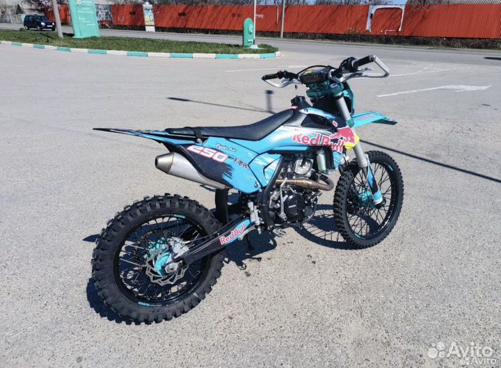 Avantis A6 300