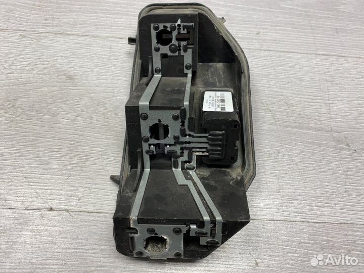 Блок плата фонаря задний левый Peugeot 407 1.6