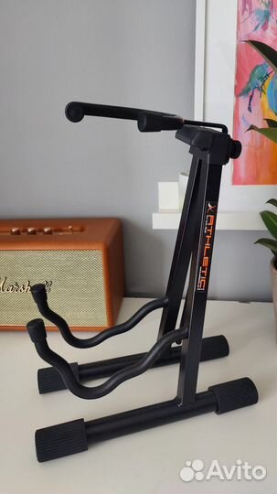 Универсальная стойка для гитары Athletic