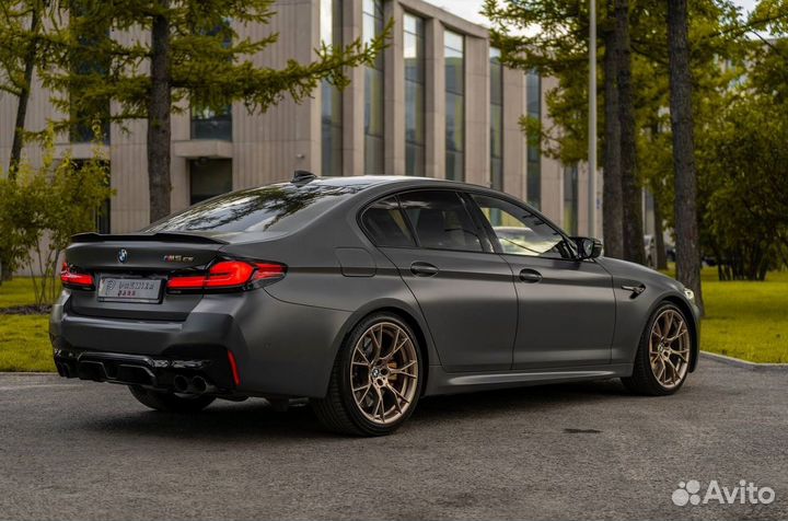 Аренда авто BMW M5 CS