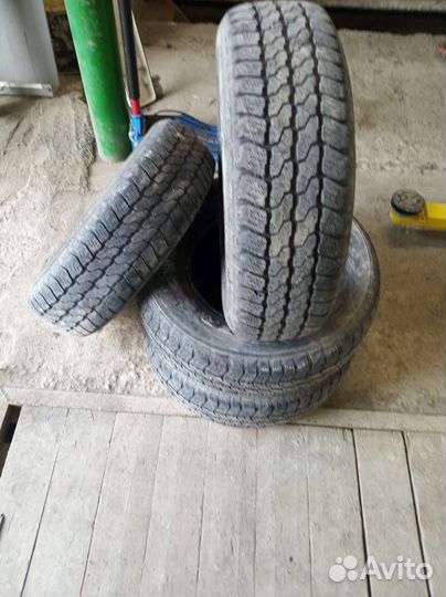 R15 Cooper Adventurer A/T 225/75, PCD 6x139.7 DIA 102