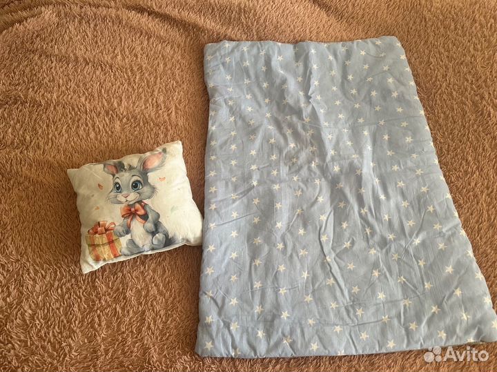 Детская подушка и одеяло