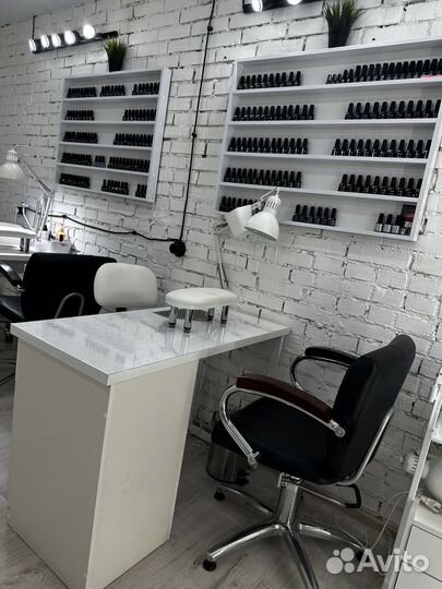 Аренда рабочего места мастера маникюра