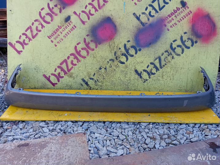 Бампер задний Toyota Lite Ace CR36 2.0 2C 1992