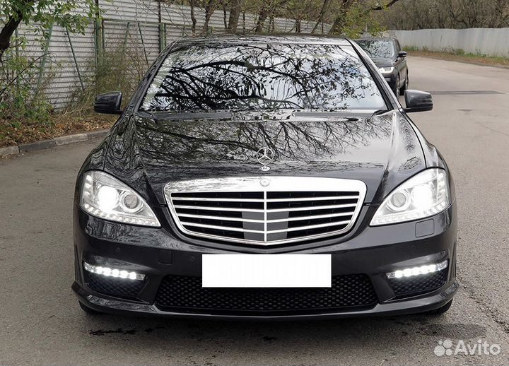 Бампер передний Mercedes S221 6.5 AMG