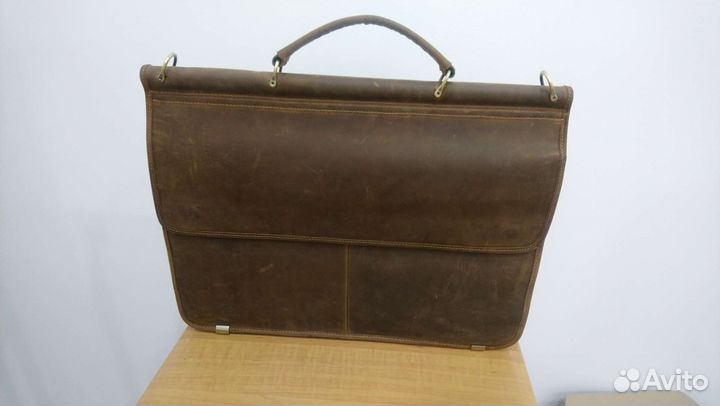 Мужской кожаный портфель
