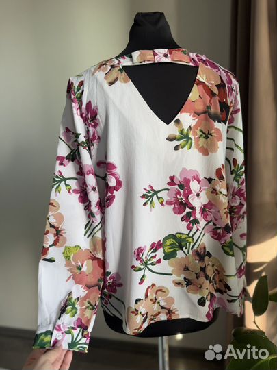 Блузка с красивой спинкой 46-48 размер(см.замеры)