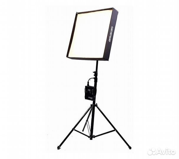 Светодиодный осветитель Aputure Amaran F22c V-moun