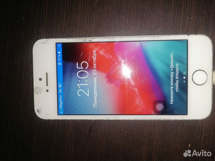 iPhone 5S, 16 ГБ