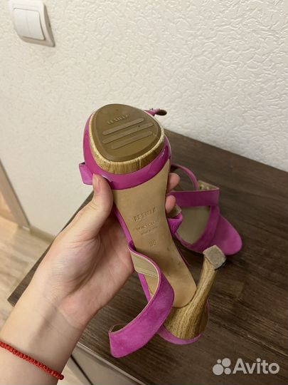 Босоножки Le silla 38