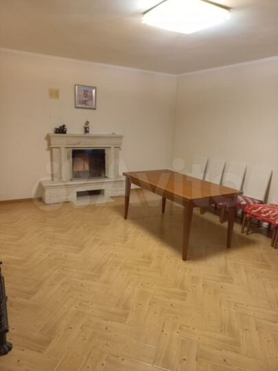 5-к. квартира, 200 м², 3/4 эт.