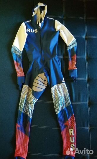 Конькобежный комбинезон