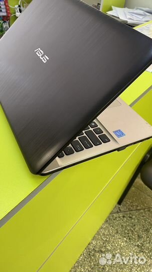 Ноутбук asus