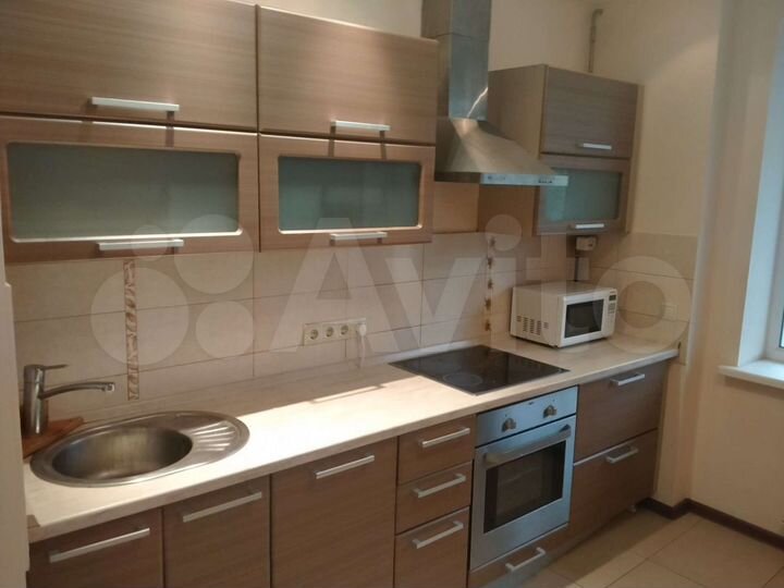 4-к. квартира, 113 м², 3/9 эт.