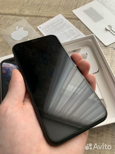 iPhone Xr, 64 ГБ